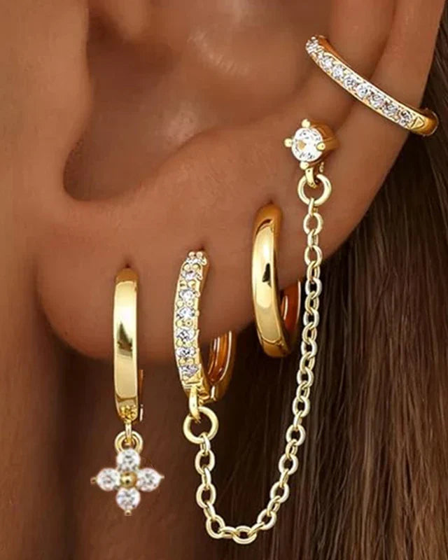Elegante Ohrringe mit Glitzersteinen, jeweils 4 Stück, verschiedene Modelle