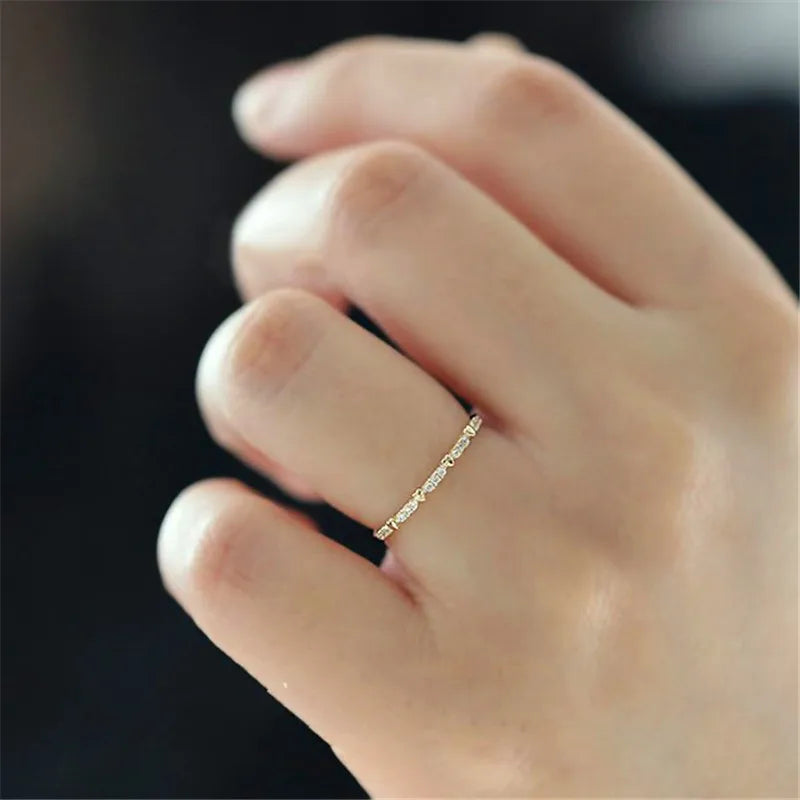 Love - Eleganter, feiner Ring mit Herzen