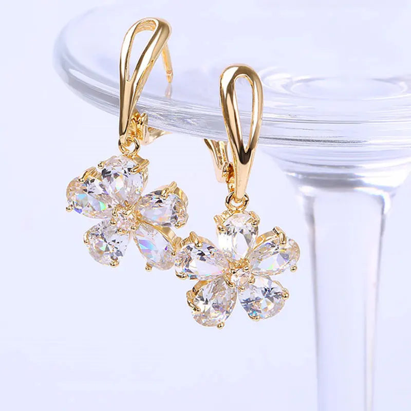 Elegante Blumen - Ohrringe - zeitlos und elegant