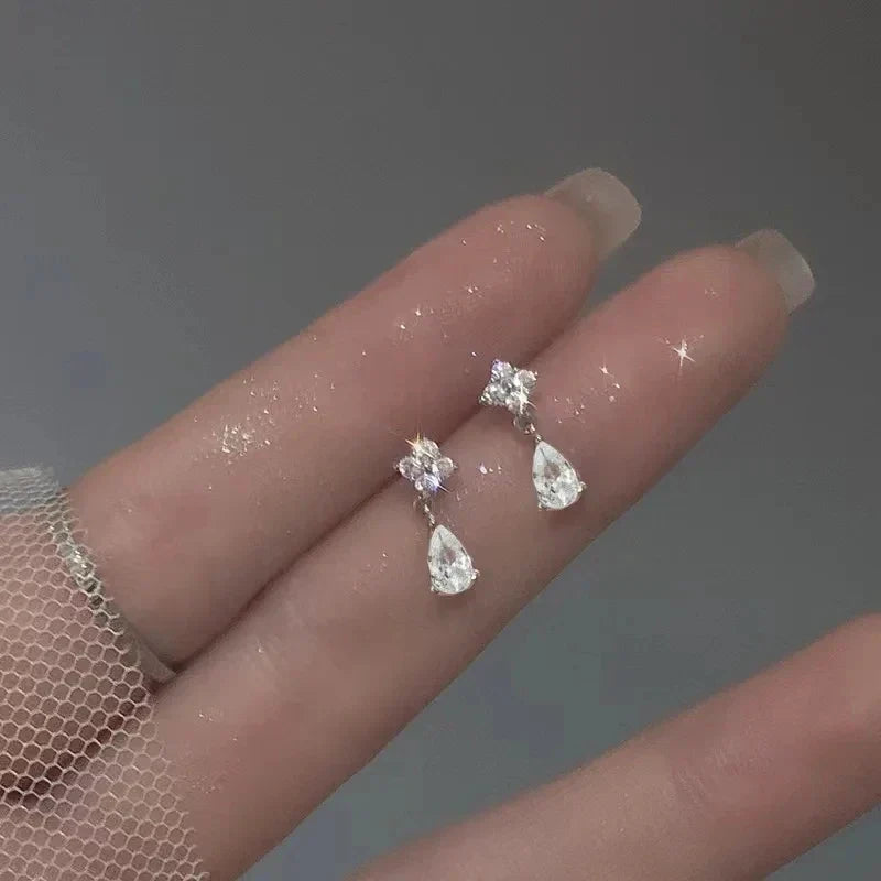 Zierliche, elegante Ohrringe - verschiedene Designs
