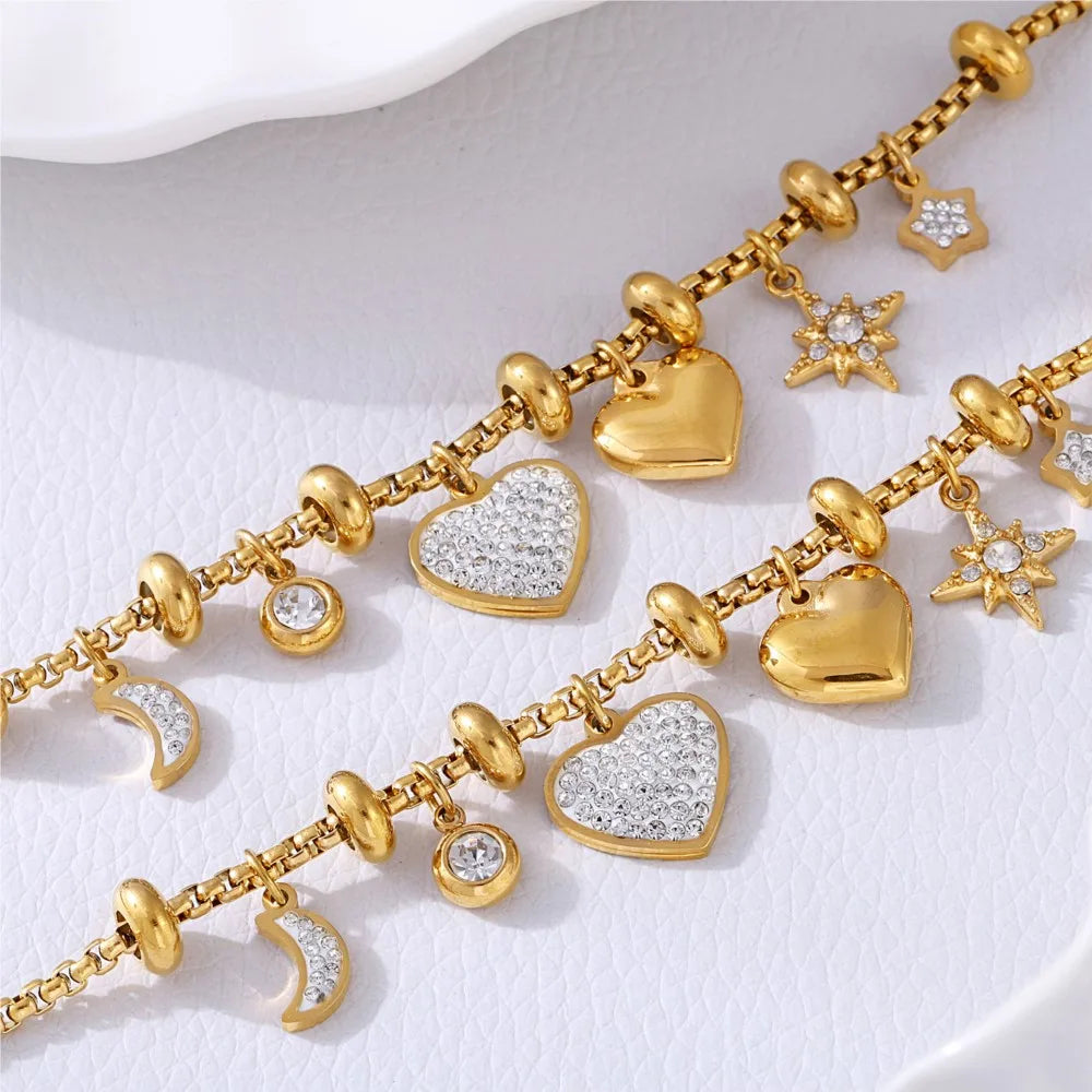 Wunderschönes Bettelarmband/Armkette, mit verschiedenen Charms