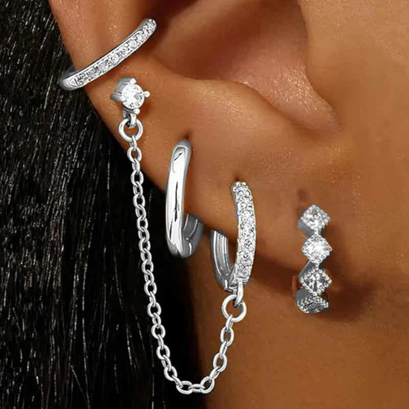 Elegante Ohrringe mit Glitzersteinen, jeweils 4 Stück, verschiedene Modelle