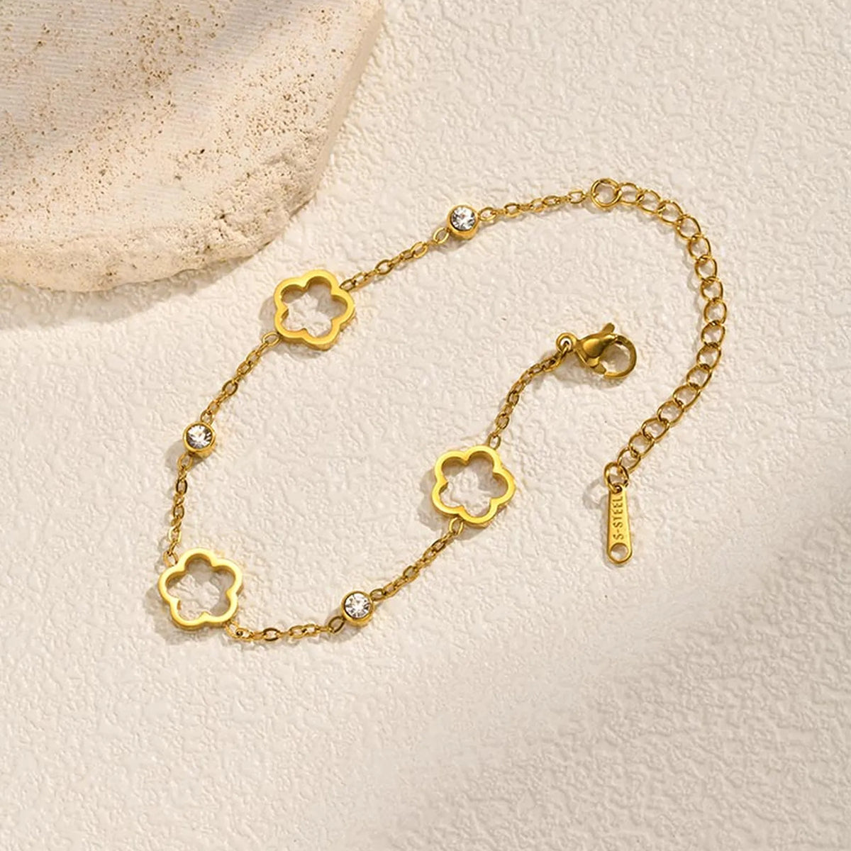 Elegante Armkette/ Armband in Gold, mit verschiedenen Motiven
