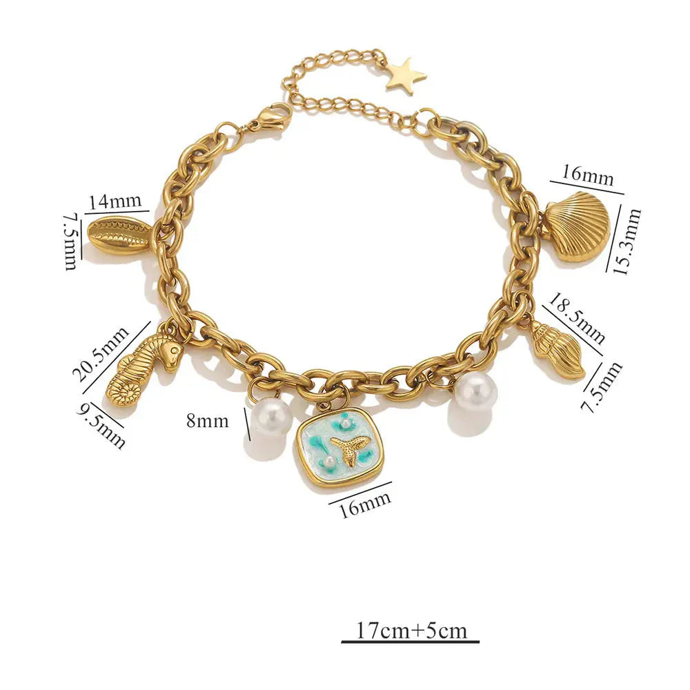 Elegantes Armband mit verschiedenen Motiv - Anhängern