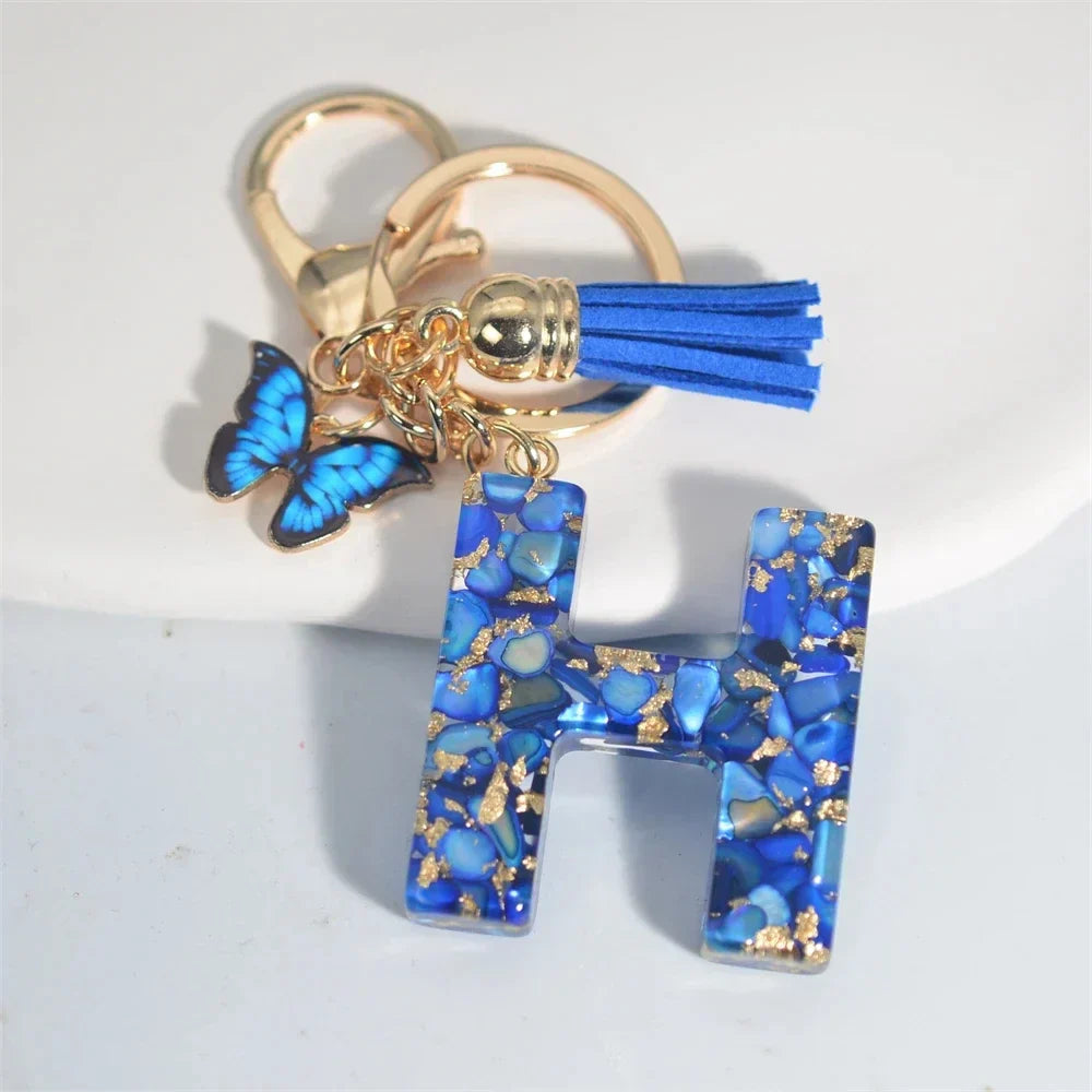 Niedlicher Taschenanhänger, Schlüsselanhänger mit Buchstaben-Anhänger
