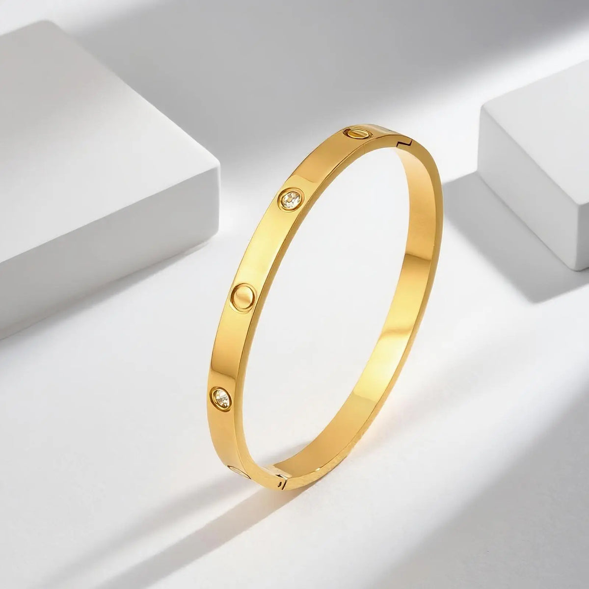 Eleganter Armreif in verschiedenen Designs