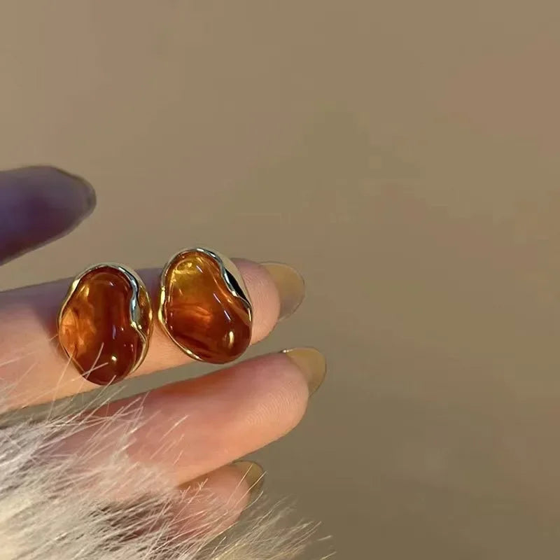 Elegante Ohrringe, verschiedene Steinfarben