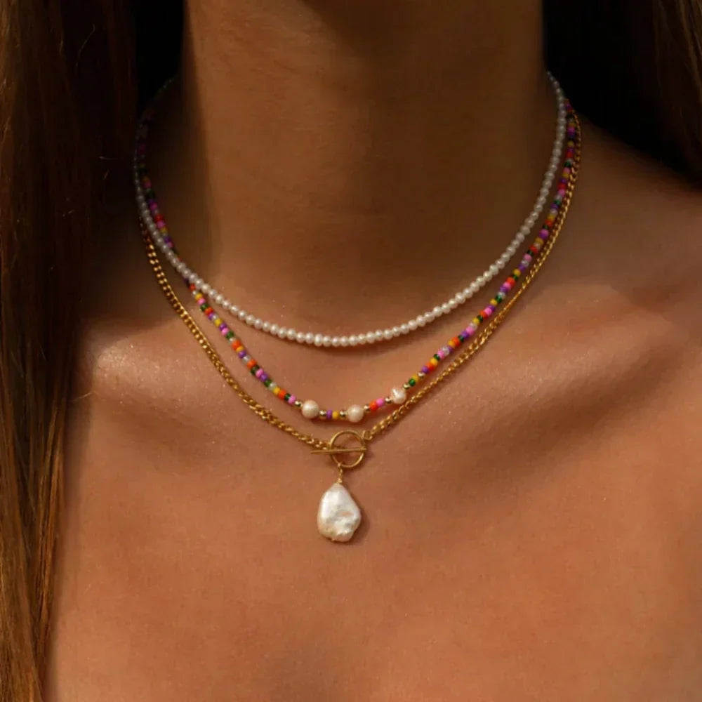 Bohemian Halsketten mit verschiedenen Anhängern in Gold