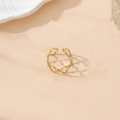 Eleganter Ring mit filigranem Muster, zeitlos und elegant