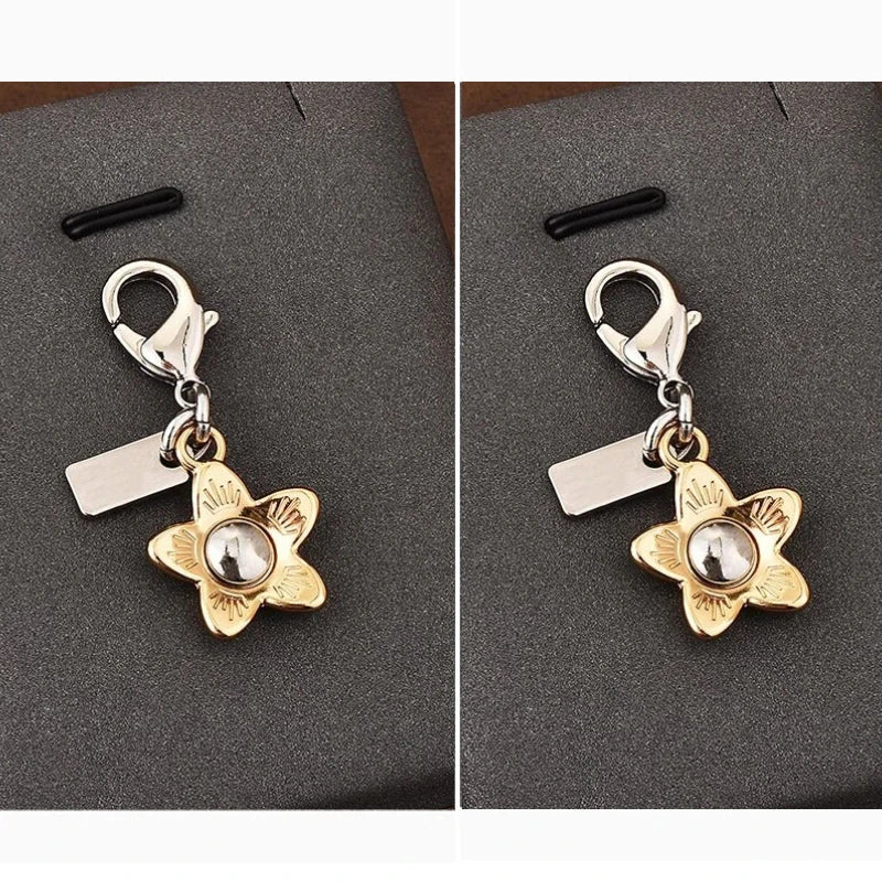 Niedlicher Taschenanhänger, Accessoire in Gold mit verschiedenen Motiv - Anhänger