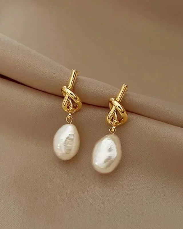 Elegante Perlenohrringe