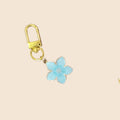 Niedlicher kleiner Blumenanhänger für jede Handtasche