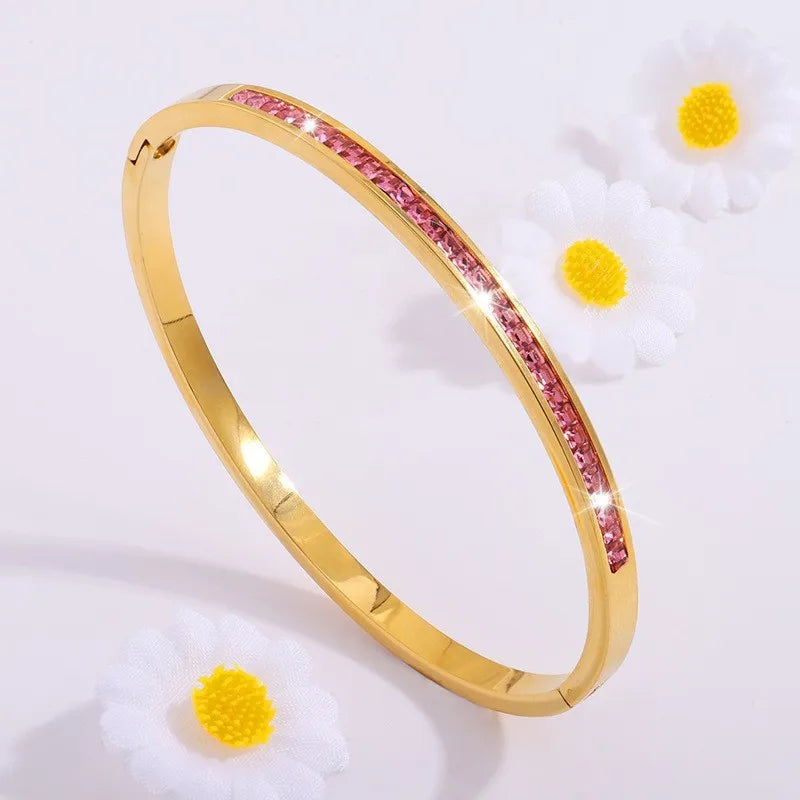 Elegante Armreife in verschiedenen Designs