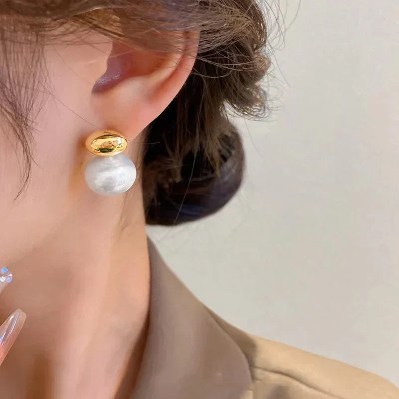 Elegante Perlenohrringe, verschiedene Modelle