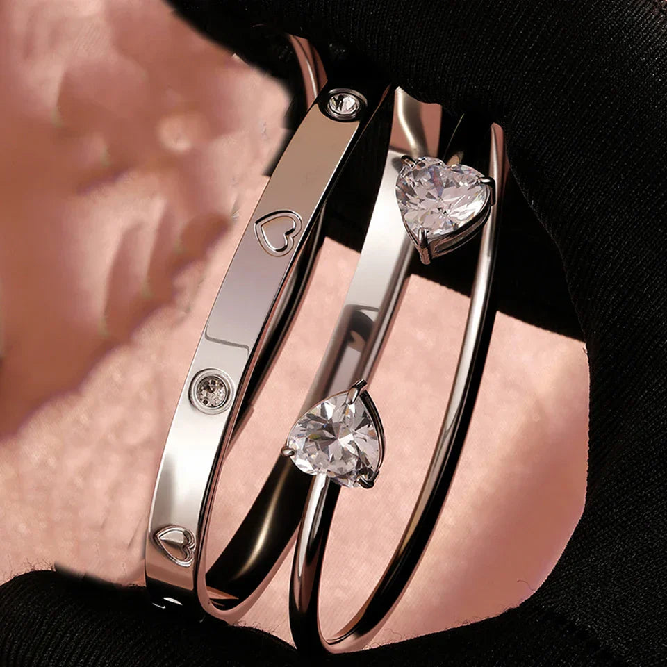 Elegante Armreife in verschiedenen Designs