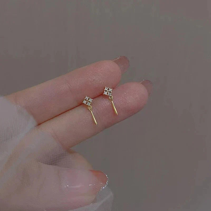 Zierliche, elegante Ohrringe - verschiedene Designs
