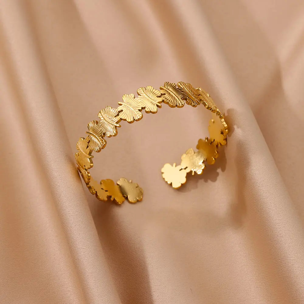 Elegante Armreife in verschiedenen Designs