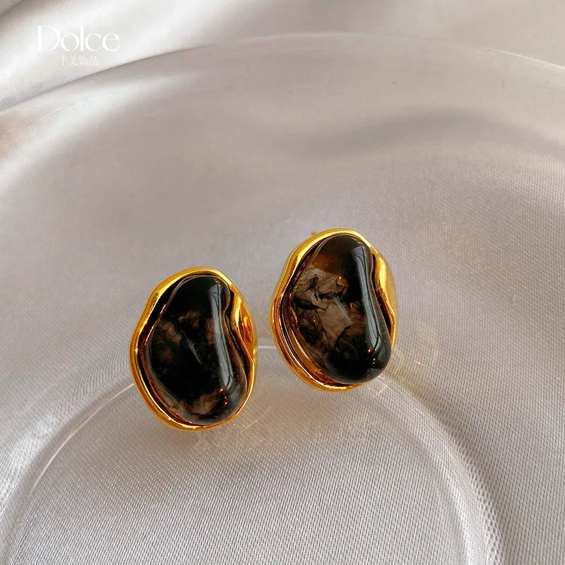 Elegante Ohrringe, verschiedene Steinfarben