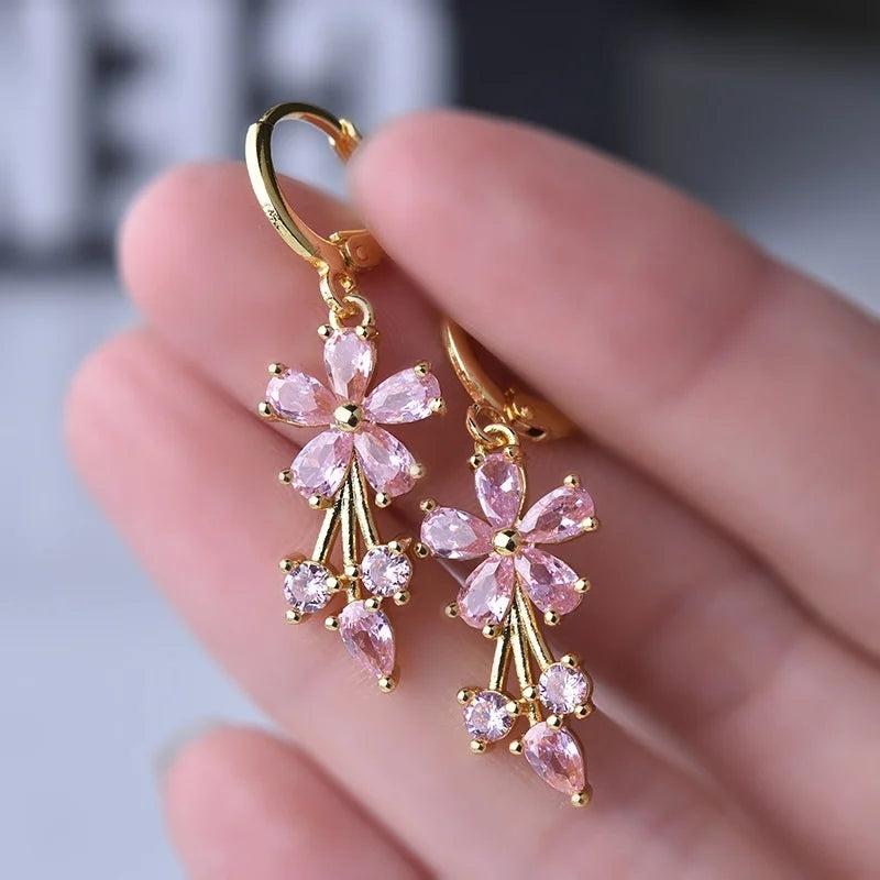 Elegante Blumen - Ohrringe - zeitlos und elegant
