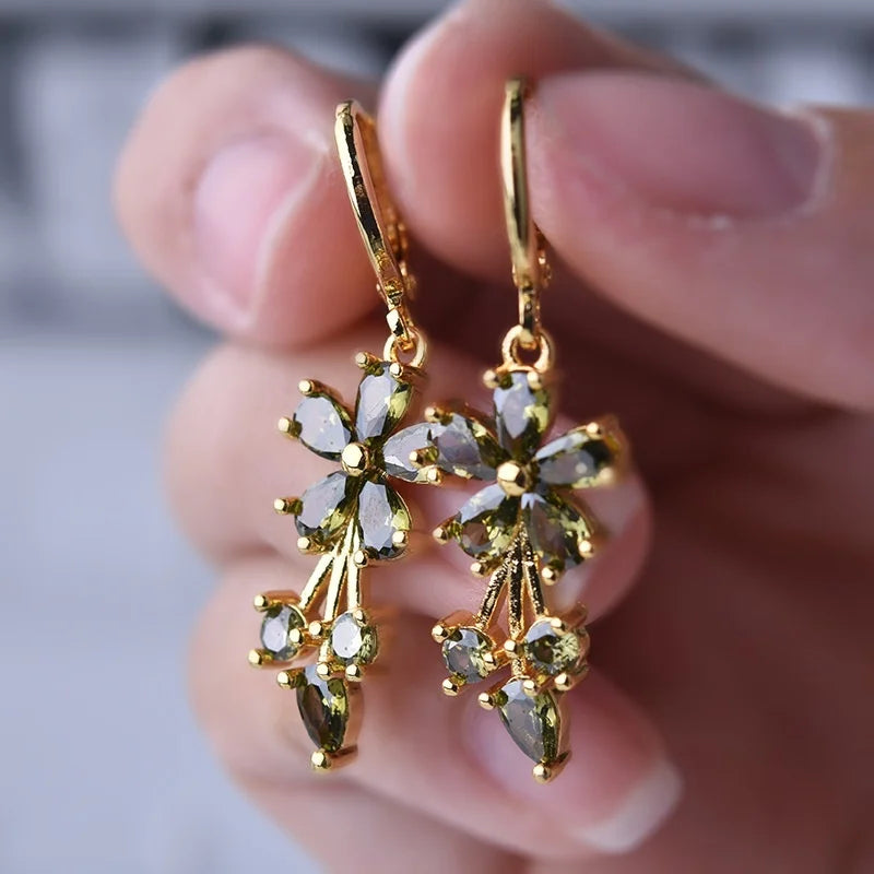 Elegante Blumen - Ohrringe - zeitlos und elegant