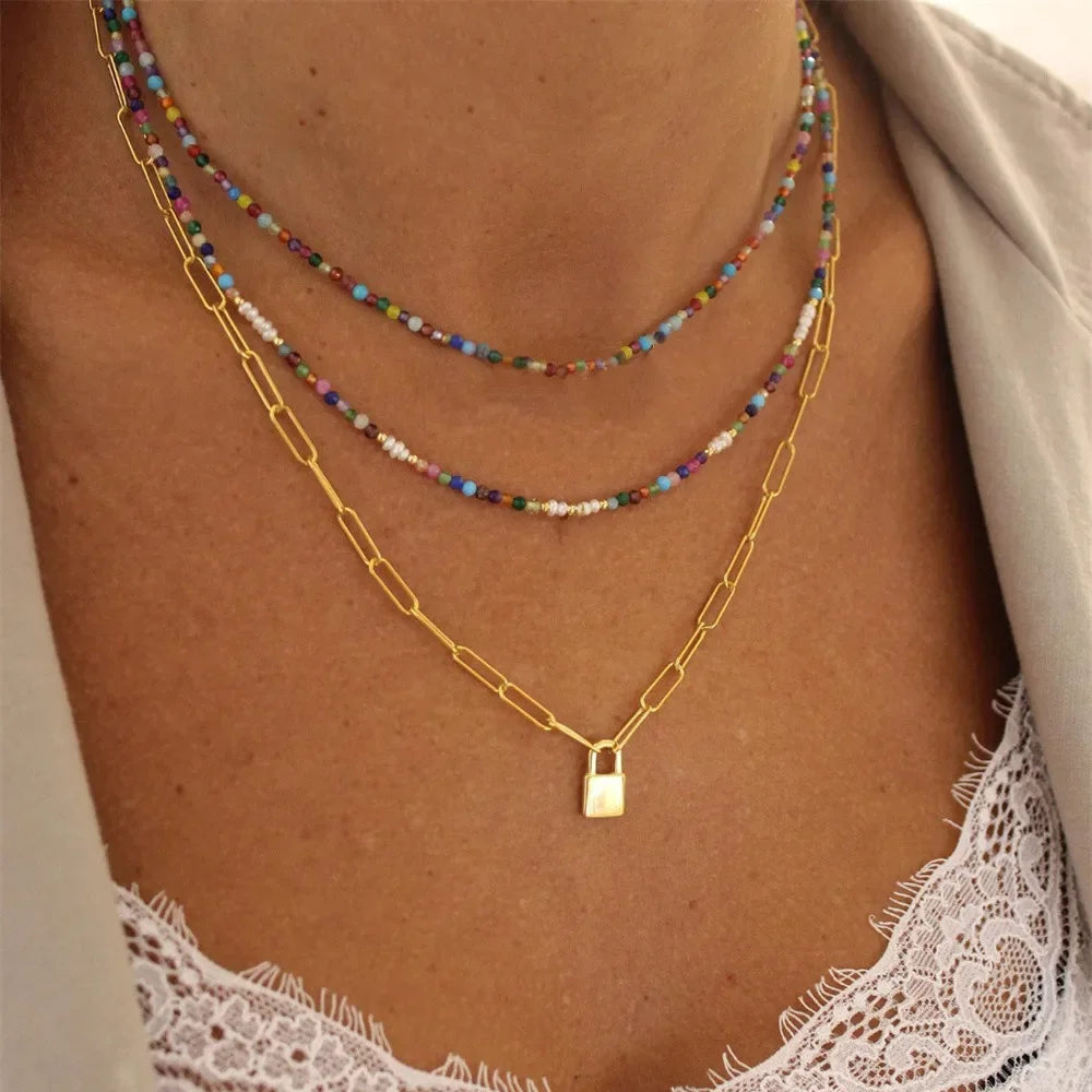 Boho Halsketten mit verschiedenen Anhängern in Gold