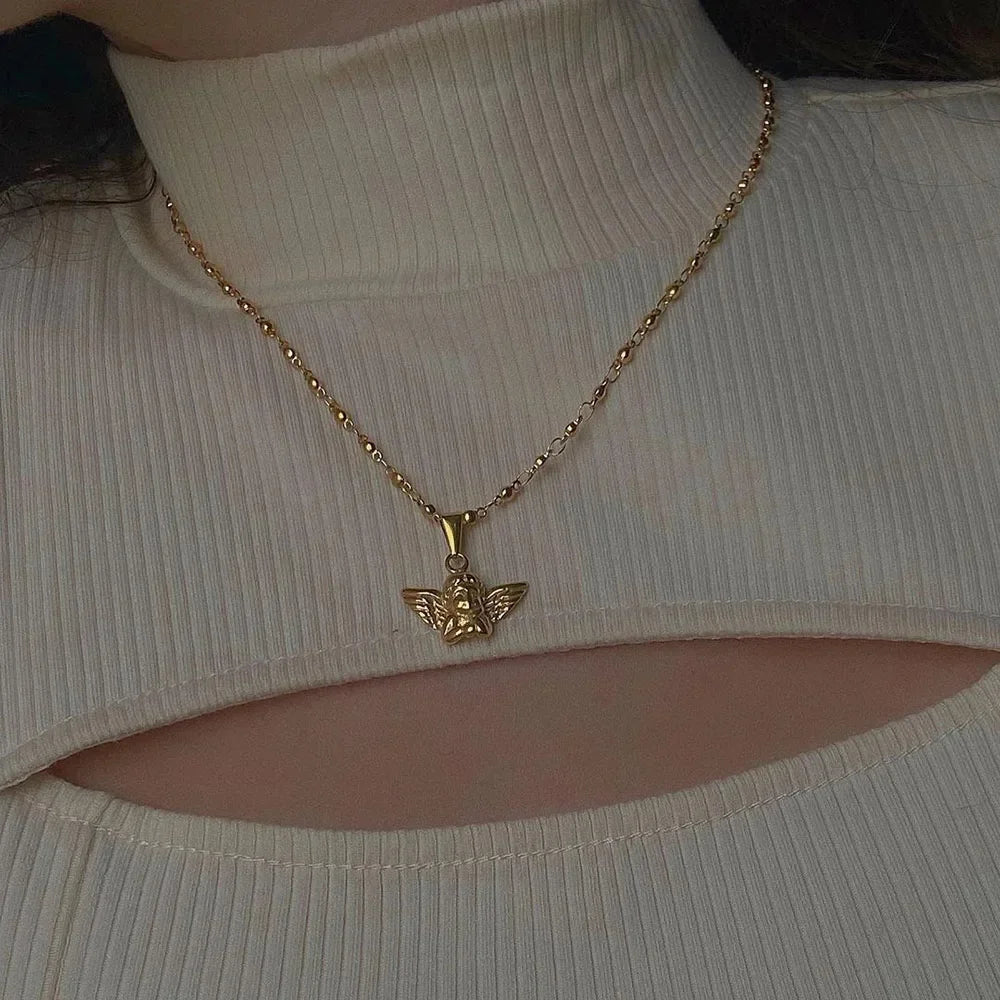 Boho Halsketten mit verschiedenen Anhängern in Gold