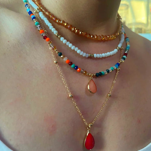 Boho Halsketten mit verschiedenen Anhängern in Gold