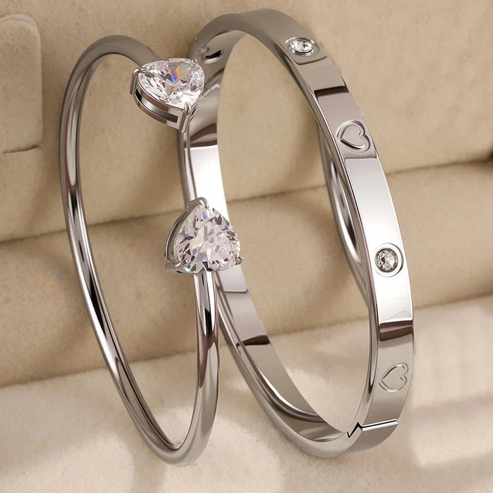 Elegante Armreife in verschiedenen Designs