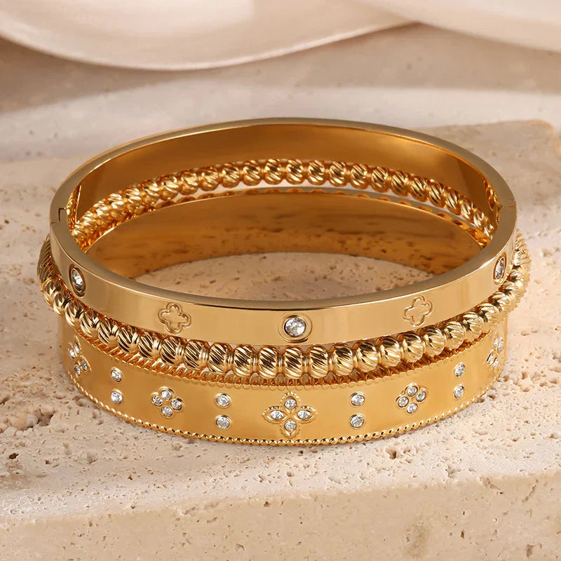 Elegante Armreife, 3er - Set, verschiedenen Designs