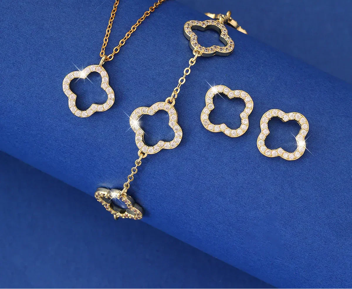 Wunderschönes Set - Ohrringe, Armband und Halskette mit filigranen Glitzer - Blumen