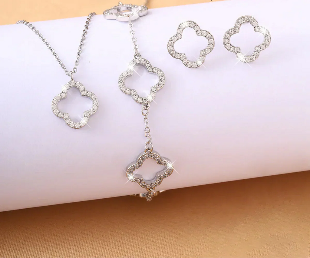 Wunderschönes Set - Ohrringe, Armband und Halskette mit filigranen Glitzer - Blumen