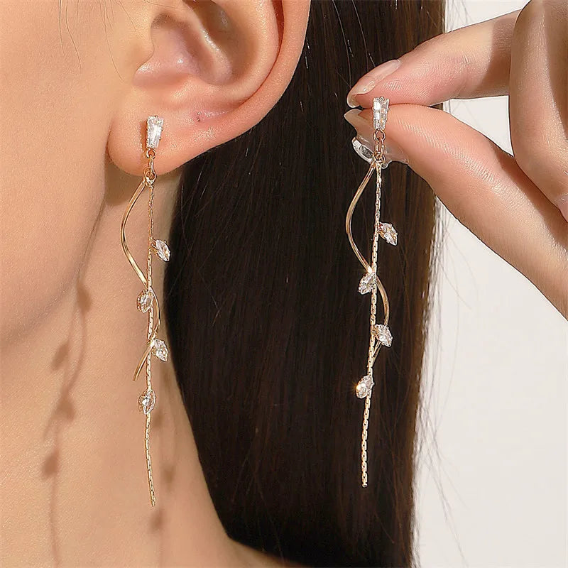 Elegante Ohrringe, verschiedene Designs