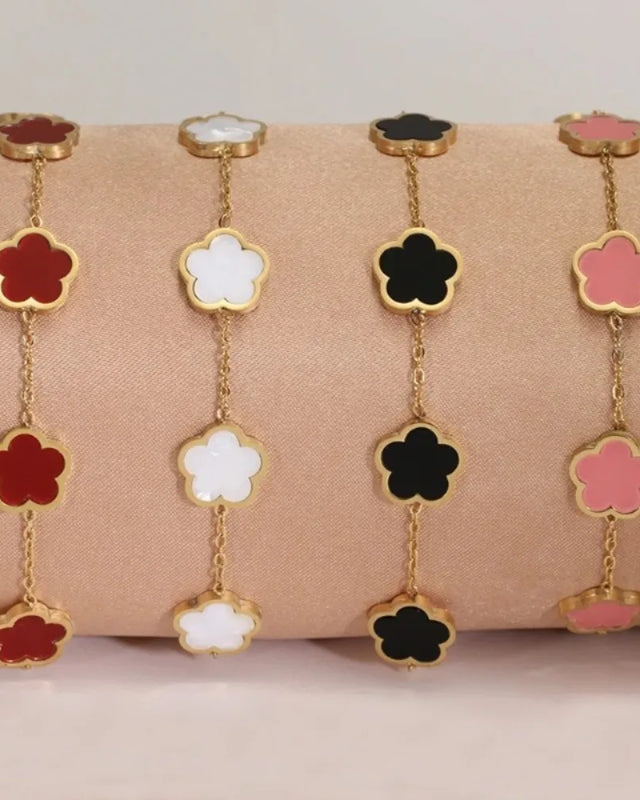 Elegante Armkette/ Armband in Gold, mit verschiedenfarbigen Blumen
