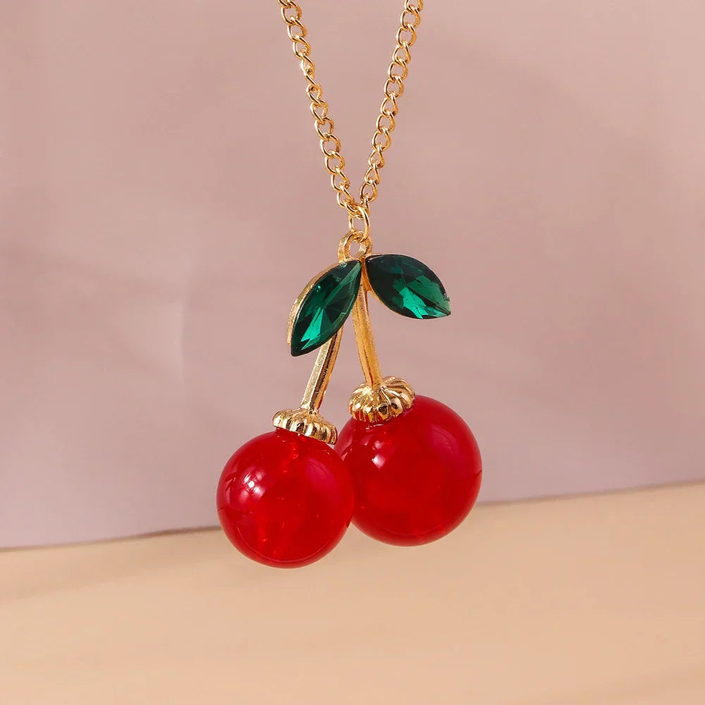 Elegante Halskette mit verschiedenen Motiv - Anhängern