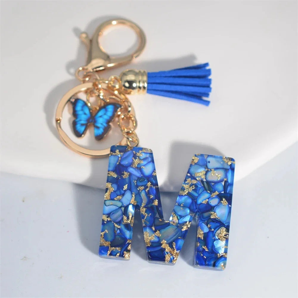 Niedlicher Taschenanhänger, Schlüsselanhänger mit Buchstaben-Anhänger